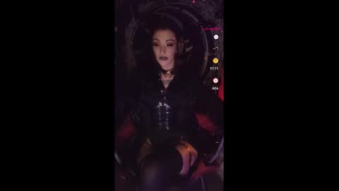 Snapshot of msvioletx chatting on February 23, 2025, 6:07 am MsVioletx online show from February 23, 2025, 6:07 am