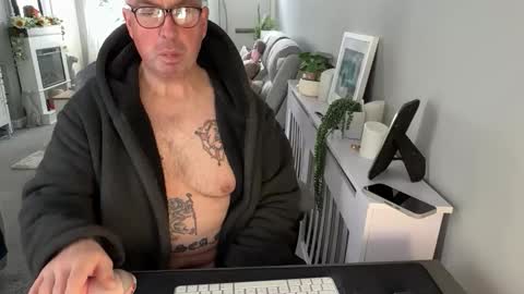 mtb1697 online show from April 4, 2026, 12:24 pm