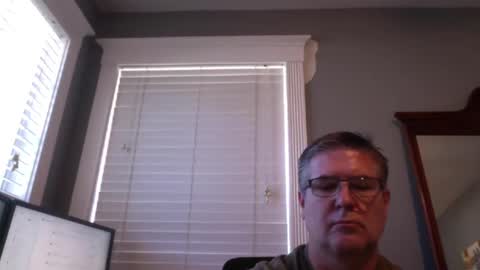 Snapshot of mtbrdr73 chatting on October 6, 2025, 7:22 pm mtbrdr73 online show from October 6, 2025, 7:22 pm