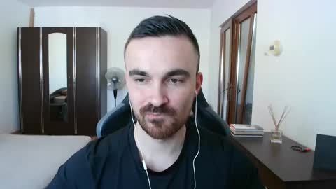 Snapshot of mu5clemania chatting on March 7, 2026, 10:01 am Victor online show from March 7, 2026, 10:01 am