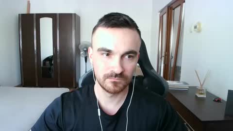 Snapshot of mu5clemania chatting on March 17, 2026, 11:46 am Victor online show from March 17, 2026, 11:46 am