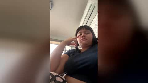 muchachahot online show from April 5, 2026, 6:05 pm