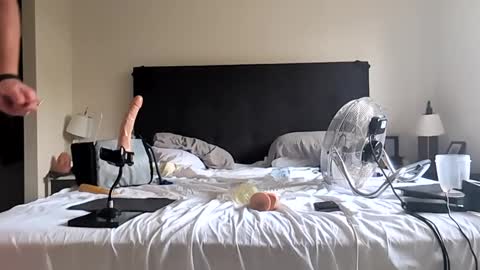 Snapshot of mudjimba chatting on December 16, 2024, 1:31 am mudjimba online show from December 16, 2024, 1:31 am