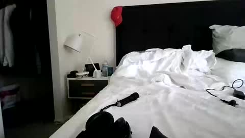 Snapshot of mudjimba chatting on February 27, 2025, 11:04 pm mudjimba online show from February 27, 2025, 11:04 pm