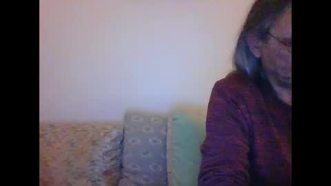 Snapshot of muetzeglatze_muetzeglatze chatting on January 28, 2025, 7:10 pm muetzeglatze_muetzeglatze online show from January 28, 2025, 7:10 pm