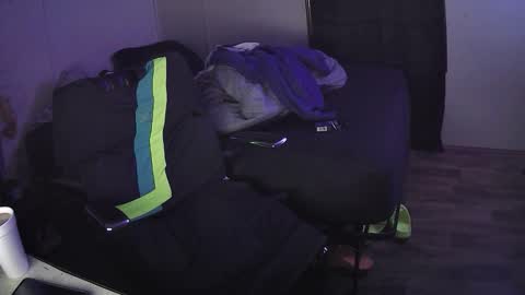 Muffdiver online show from February 1, 2026, 8:02 am