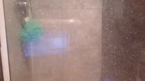 muffduster online show from October 22, 2025, 9:42 am