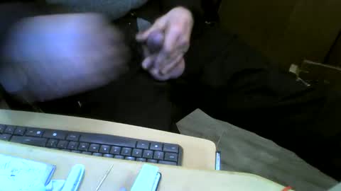 muller520 online show from January 1, 2025, 7:10 pm