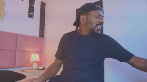 Muller Asher online show from November 3, 2025, 4:25 am