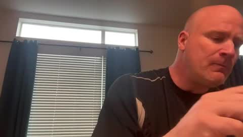 Snapshot of multipopper chatting on February 23, 2025, 10:42 pm multipopper online show from February 23, 2025, 10:42 pm