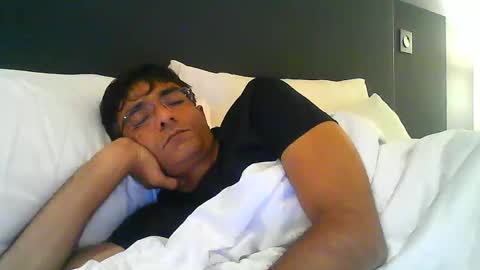 Snapshot of mumbaimonster8inch chatting on September 25, 2025, 7:39 pm rajesh engineer online show from September 25, 2025, 7:39 pm