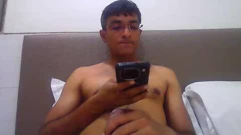 Snapshot of mumbaimonster8inch chatting on October 4, 2025, 1:36 am rajesh engineer online show from October 4, 2025, 1:36 am