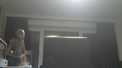 munch10 online show from September 14, 2025, 9:58 pm