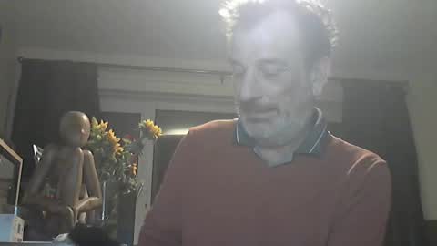 munch10 online show from September 28, 2025, 10:15 pm