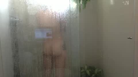 Snapshot of munchi_ chatting on January 16, 2025, 10:23 pm online show from January 16, 2025, 10:23 pm