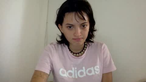 Snapshot of munchi_ chatting on February 17, 2025, 12:48 pm online show from February 17, 2025, 12:48 pm