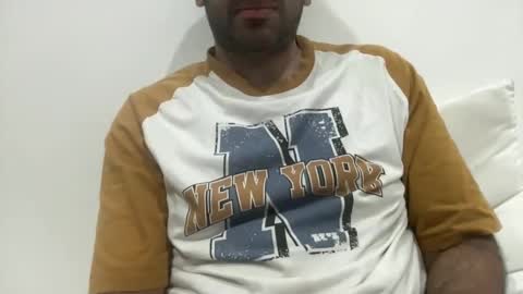 munnabobby2008 online show from February 5, 2025, 12:06 pm