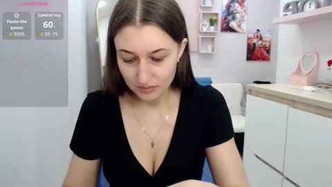 muriel_elvin online show from September 15, 2025, 9:31 am