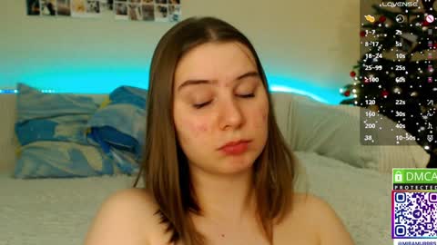 Snapshot of murrrworren chatting on January 7, 2025, 5:01 am Mira online show from January 7, 2025, 5:01 am