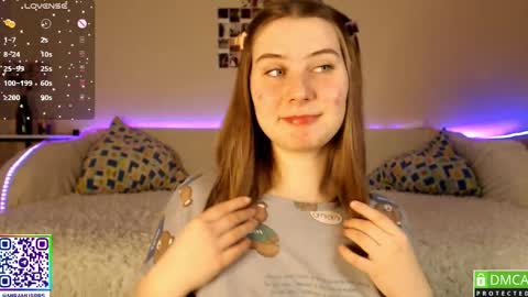 Snapshot of murrrworren chatting on February 27, 2025, 6:29 am Mira online show from February 27, 2025, 6:29 am