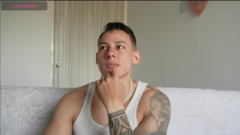 Snapshot of muscle_king_cum chatting on July 11, 2026, 1:47 pm muscle_king_cum online show from July 11, 2026, 1:47 pm