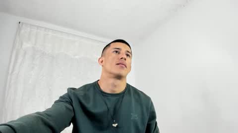 Muscle Man online show from December 2, 2025, 2:34 pm