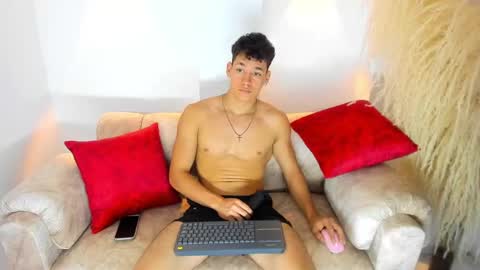 myke online show from December 23, 2024, 8:36 pm