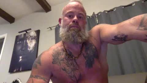 muscledick40 online show from September 12, 2025, 2:44 am