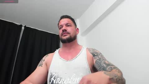 MuscleMonster31 online show from September 27, 2025, 2:44 pm
