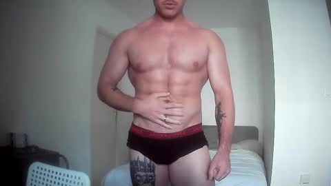 Snapshot of muscleshow00 chatting on February 28, 2025, 1:36 pm muscleshow00 online show from February 28, 2025, 1:36 pm