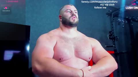 Snapshot of muscularjohnforu chatting on June 3, 2026, 10:07 am click icon for peach online show from June 3, 2026, 10:07 am
