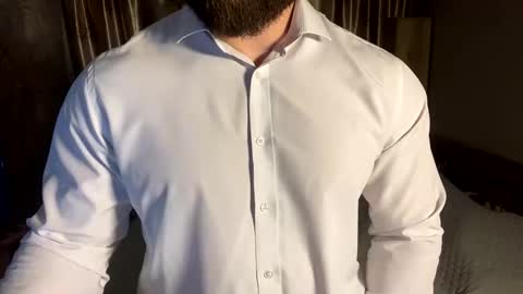 muscularjuggler online show from March 18, 2026, 3:37 pm