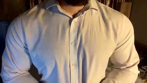 muscularjuggler online show from March 26, 2026, 4:34 pm