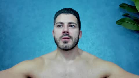 muscularmaster onlyfans online show from January 5, 2026, 5:38 pm