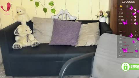 Jenya online show from February 9, 2025, 6:26 pm