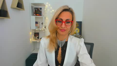 Diana online show from January 12, 2025, 3:03 pm