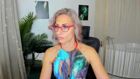 Diana online show from September 19, 2025, 11:44 am