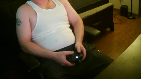 Snapshot of mustenjoyhead79 chatting on October 28, 2025, 8:00 pm mustenjoyhead79 online show from October 28, 2025, 8:00 pm