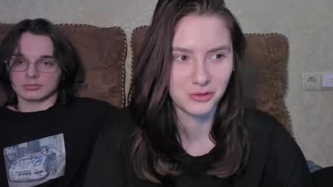 cute couple online show from March 7, 2026, 9:45 pm