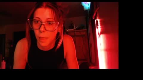 ghost mantis online show from December 4, 2025, 2:54 am