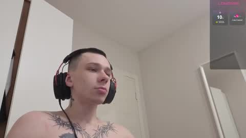 Snapshot of mvpzxc chatting on September 24, 2025, 5:38 pm 1x1 online show from September 24, 2025, 5:38 pm