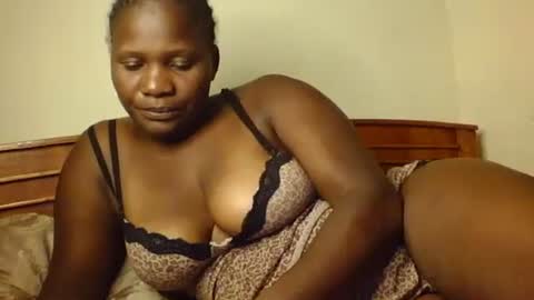 mwekas568403 online show from December 4, 2025, 5:10 pm