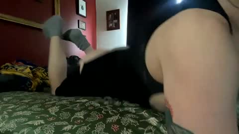 Snapshot of mxscary chatting on February 5, 2025, 6:04 pm mxscary online show from February 5, 2025, 6:04 pm