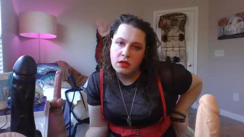 Snapshot of mxsissycharlotte chatting on December 17, 2024, 8:10 pm Mx Charlotte online show from December 17, 2024, 8:10 pm