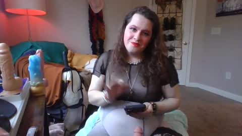 Snapshot of mxsissycharlotte chatting on February 6, 2025, 7:51 pm Mx Charlotte online show from February 6, 2025, 7:51 pm