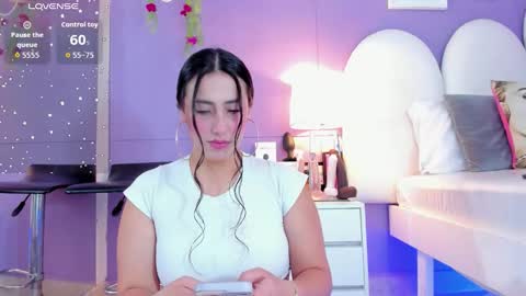 Snapshot of my_aleja_ chatting on November 8, 2025, 1:22 pm my_aleja_ online show from November 8, 2025, 1:22 pm