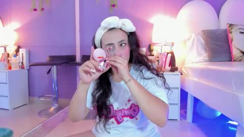 Snapshot of my_aleja_ chatting on November 11, 2025, 12:49 pm my_aleja_ online show from November 11, 2025, 12:49 pm