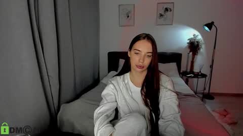 katie online show from December 14, 2024, 11:23 pm