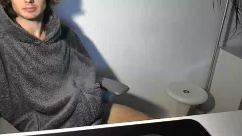 Snapshot of my_lovely_body chatting on October 13, 2025, 4:29 pm my_lovely_body online show from October 13, 2025, 4:29 pm