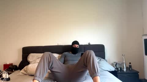 my_mike420 online show from October 15, 2025, 9:20 am